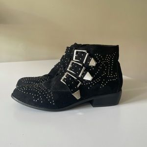 Black ankle booties size 10